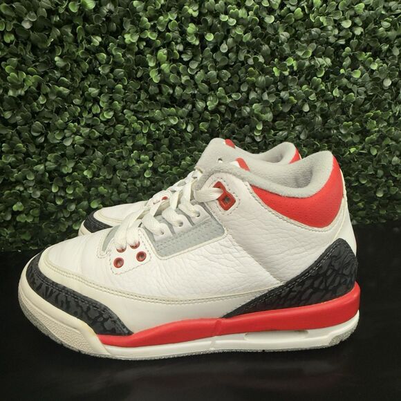 USED Nike Air Jordan 3 Retro Fire Red 2013 - Size 4Y Women\'s 5.5 398614-120 OBO main image 10